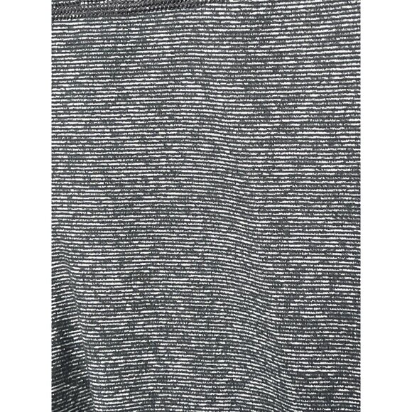 Under Armour Medium Gray Black Cropped Yoga Leggings - Picture 5 of 12